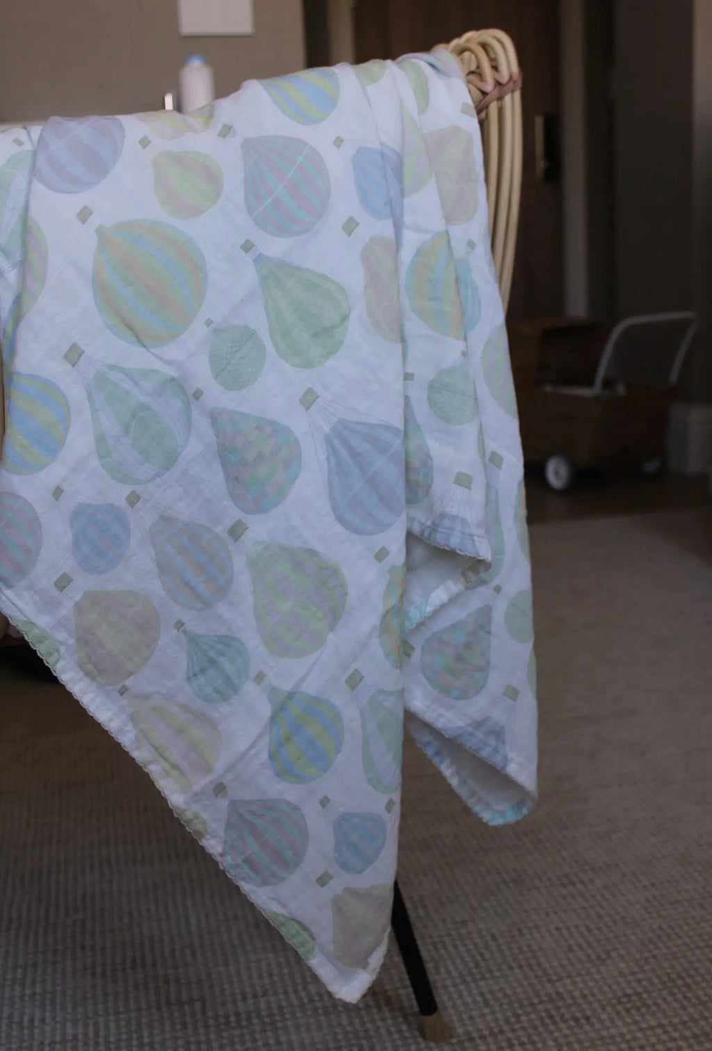 PASTEL AIR BALLOON BLANKET